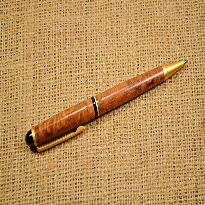 Briar Wood Pen