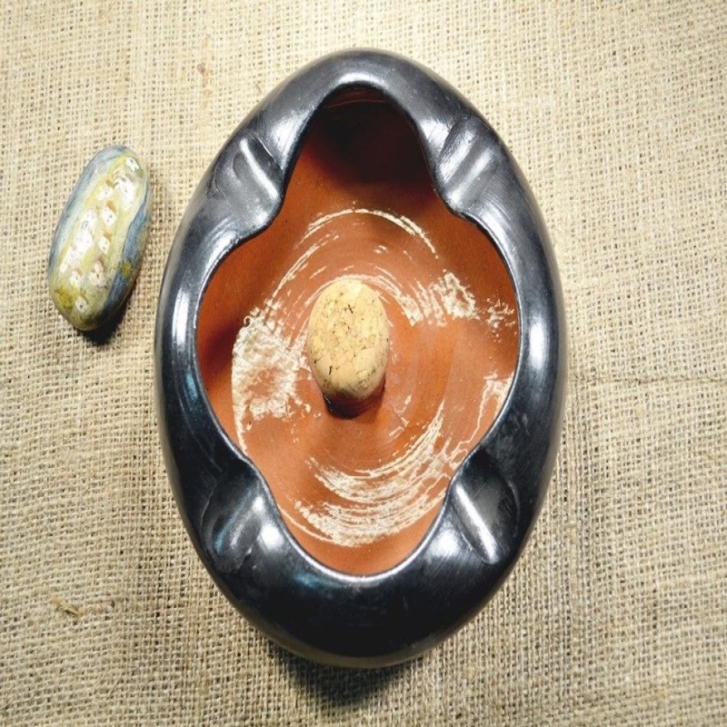 Round Ceramic Pipe Ashtray